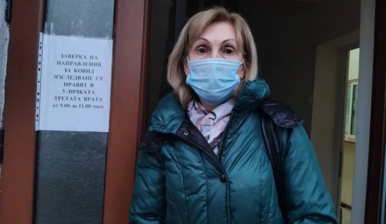 Депутатът от БСП Смиляна Нитова от седмица е доброволец в РЗИ-Хасково