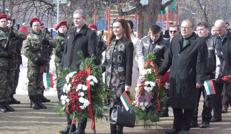 Виолета Желева: Трети март е паметна дата, символ на надеждата и радостта, на достойнството и отговорността пред бъдещето